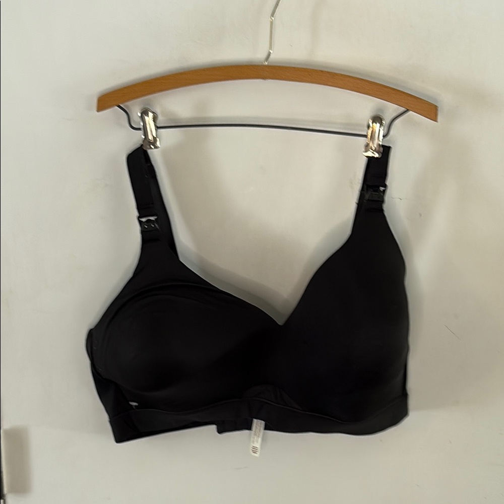 Cacique black lightly lined full coverage no-wire bra Size 42DD